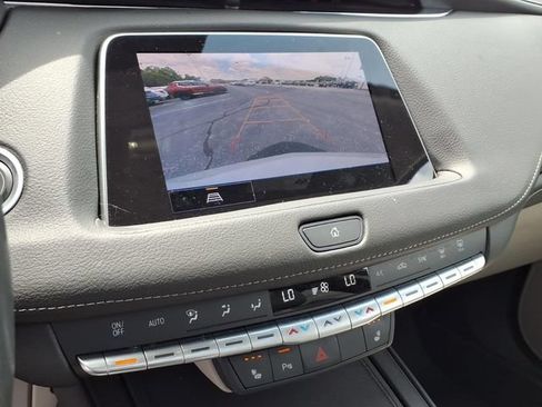 Certified 2023 Cadillac XT4 Luxury w/ Cold Weather Package FWD image 24