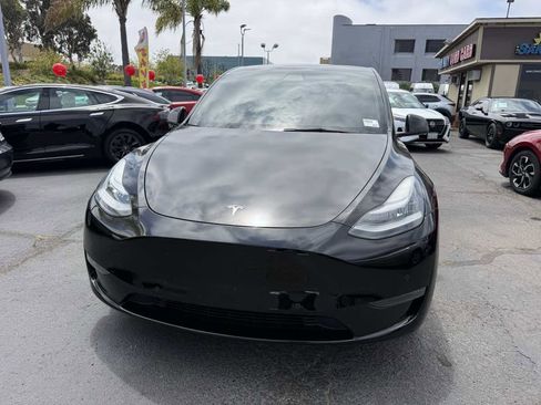 Used 2021 Tesla Model Y Long Range AWD/4WD image 6