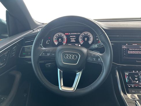 Used 2025 Audi Q8 Premium Plus AWD/4WD image 13