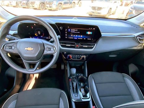 Used 2025 Chevrolet TrailBlazer LT image 15