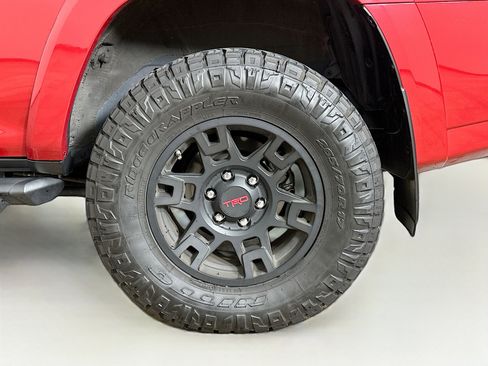 Used 2024 Toyota 4Runner SR5 Premium w/ Moonroof Package image 11