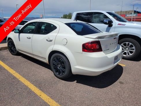 Used 2011 Dodge Avenger Heat FWD image 3