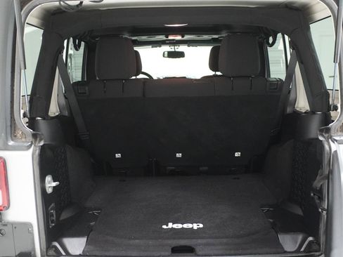 Used 2014 Jeep Wrangler Unlimited Sport w/ Quick Order Package 24S AWD/4WD image 26
