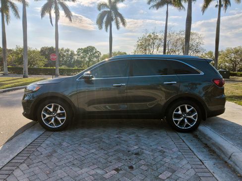 Used 2019 Kia Sorento EX FWD image 15