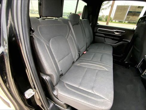 Used 2019 RAM 1500 Big Horn image 18