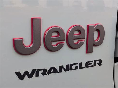 Used 2023 Jeep Wrangler Unlimited Rubicon w/ Cold Weather Group image 12