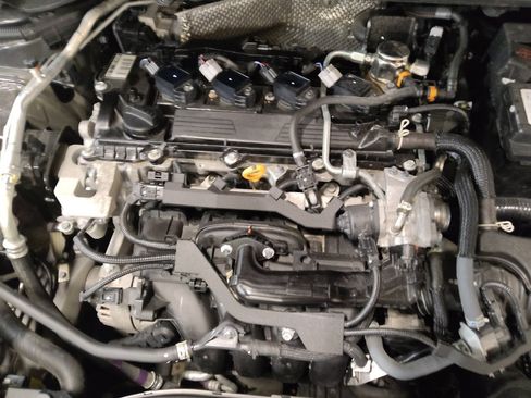 Used 2024 Toyota Corolla LE FWD image 30