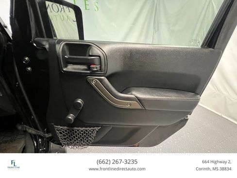 Used 2018 Jeep Wrangler Unlimited Sport AWD/4WD image 19