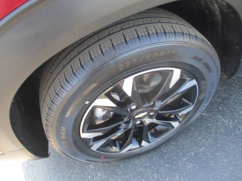 Used 2023 Chevrolet TrailBlazer LT w/ Convenience Package FWD image 13