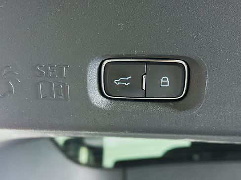 Used 2025 Ford Expedition Max Active AWD/4WD image 31