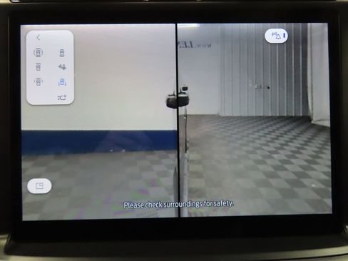 Used 2025 Ford F150 XLT w/ Equipment Group 302A MID image 21