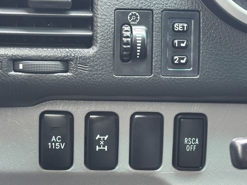 Used 2006 Toyota 4Runner Limited image 39