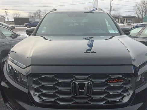 Certified 2023 Honda Passport TrailSport image 2