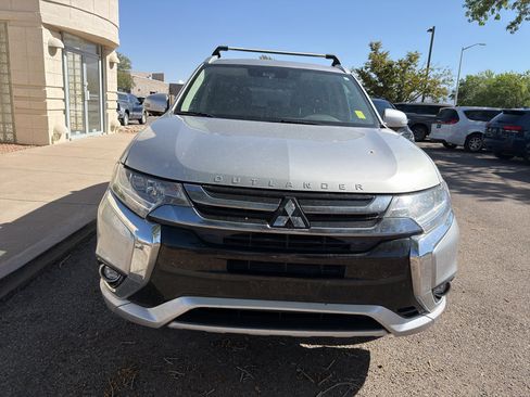 Used 2018 Mitsubishi Outlander GT AWD/4WD image 2