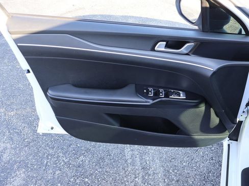 Used 2022 Kia K5 GT-Line FWD image 17