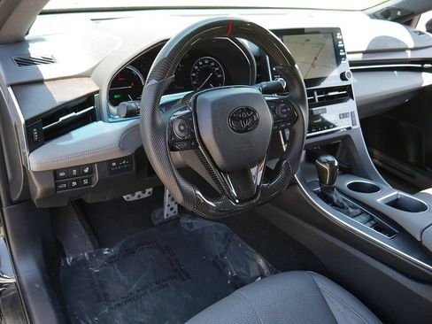 Used 2021 Toyota Avalon Limited w/ Advanced Safety Package FWD image 11