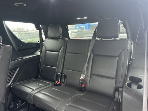 Used 2023 GMC Yukon SLT image 15