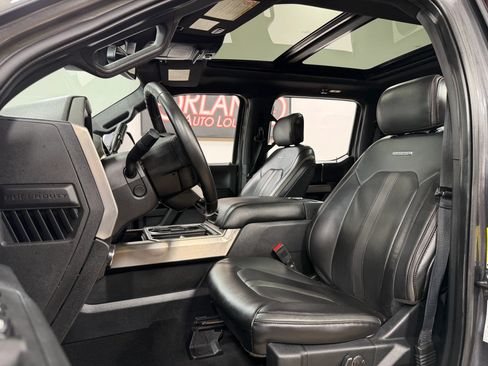 Used 2019 Ford F250 Platinum w/ Platinum Ultimate Package AWD/4WD image 13