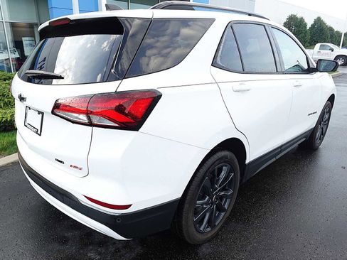 Used 2022 Chevrolet Equinox RS AWD/4WD image 3