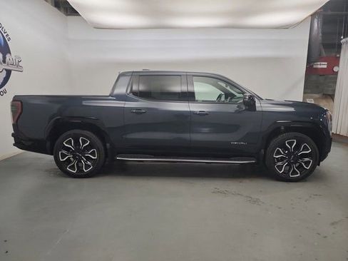 New 2025 GMC Sierra EV Denali image 6