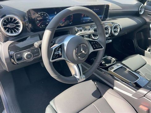 Used 2026 Mercedes-Benz CLA 250 4MATIC image 3