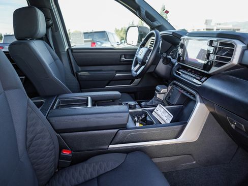 New 2026 Toyota Tundra SR5 image 20