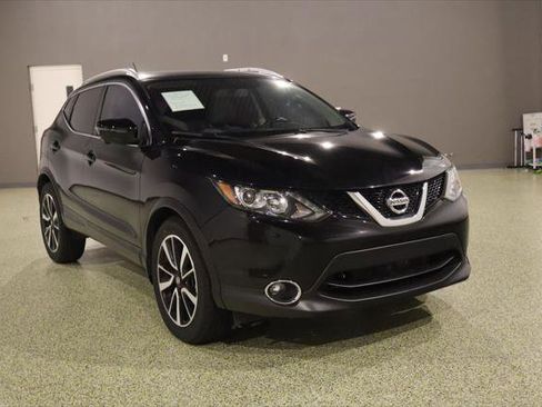 Used 2017 Nissan Rogue Sport SL FWD image 1