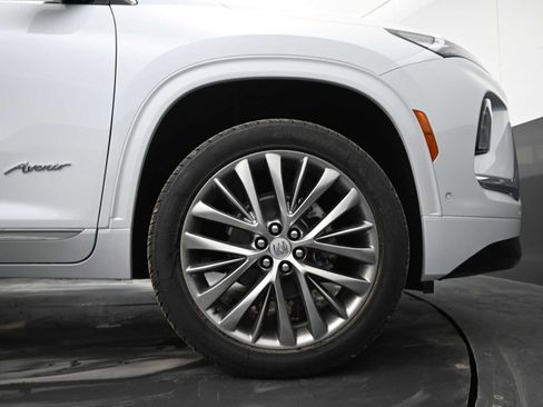 Used 2026 Buick Enclave Avenir w/ Super Cruise Package image 10