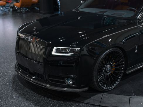 Used 2022 Rolls-Royce Ghost Black Badge image 7