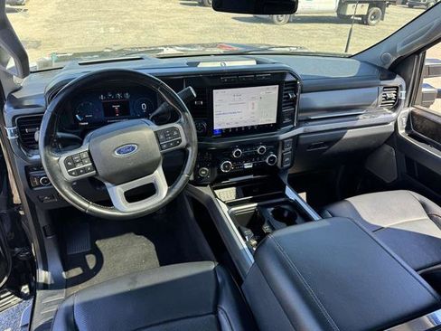 Used 2023 Ford F250 Lariat w/ Lariat Ultimate Package image 7
