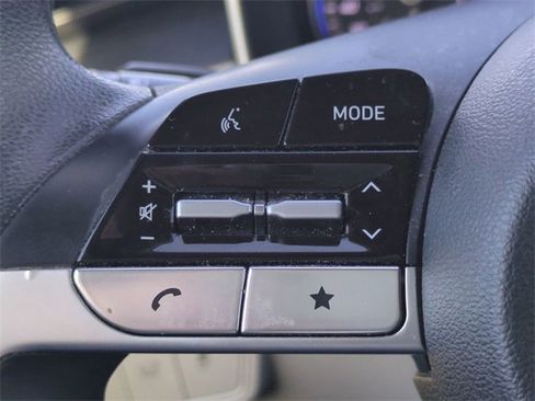 Used 2023 Hyundai Tucson SEL w/ Cargo Package image 24