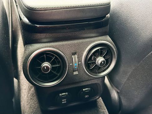 Used 2022 Kia Stinger GT-Line w/ Sun & Sound Package image 27