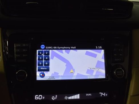 Used 2017 Nissan Rogue SV w/ SV Premium Package FWD image 21