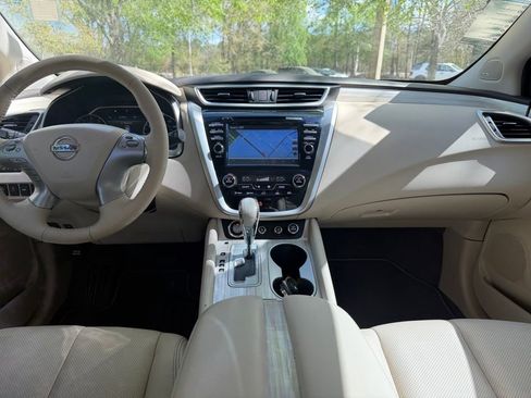 Used 2017 Nissan Murano Platinum image 13