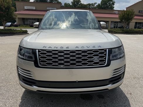 Used 2019 Land Rover Range Rover Long Wheelbase Supercharged AWD/4WD image 4