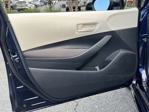 Used 2024 Toyota Corolla LE FWD image 38
