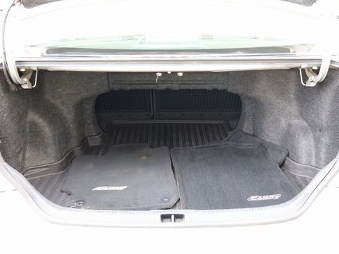 Used 2013 Toyota Camry SE image 14