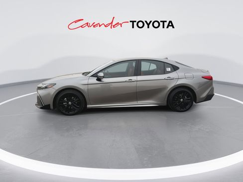 Certified 2026 Toyota Camry SE image 5