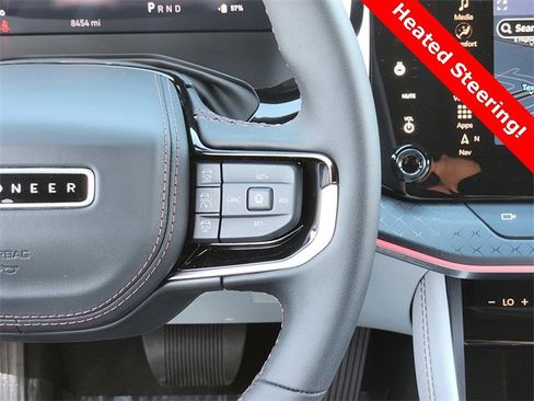 Used 2025 Jeep Wagoneer S Limited image 28