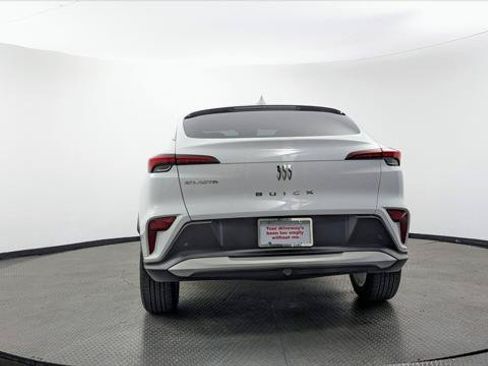 Used 2025 Buick Envista Preferred FWD image 7