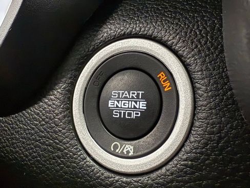 Used 2025 RAM 1500 Big Horn image 25