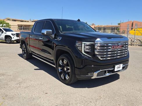 Used 2024 GMC Sierra 1500 Denali w/ Denali Reserve Package AWD/4WD image 4