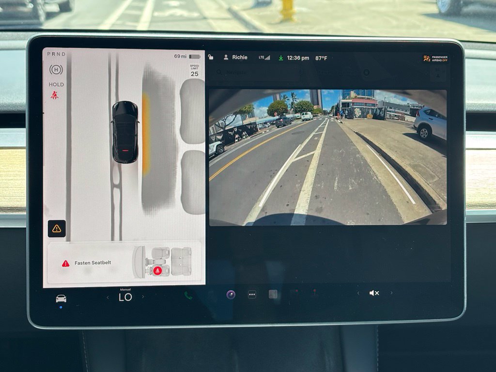 Used 2023 Tesla Model Y AWD image 19