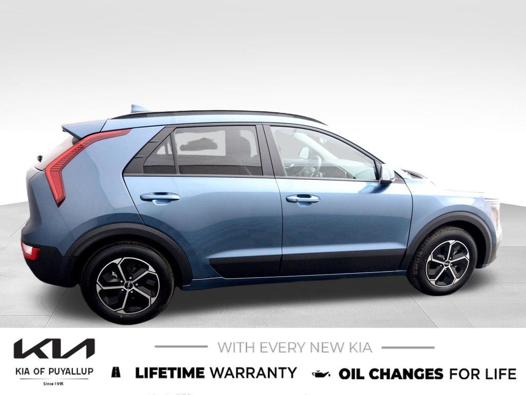 New 2026 Kia Niro EX FWD image 4