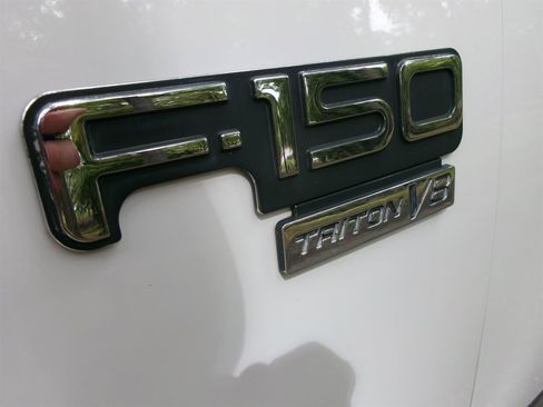 Used 1999 Ford F150 Lariat image 46