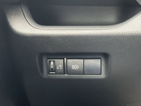 Used 2020 Toyota RAV4 LE w/ All Weather Liner Package AWD/4WD image 30
