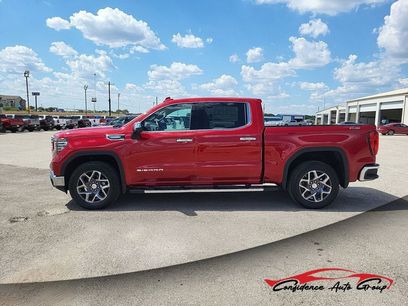 New 2026 GMC Sierra 1500 SLT