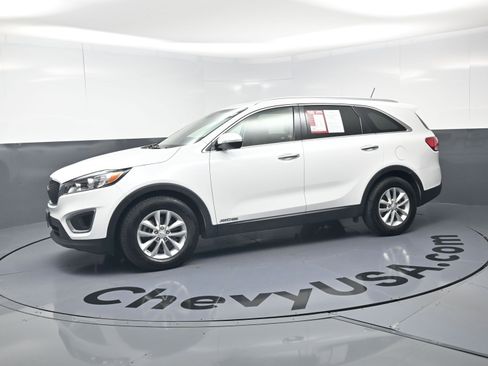 Used 2016 Kia Sorento LX AWD/4WD image 6