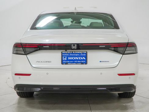 Certified 2023 Honda Accord EX-L image 9