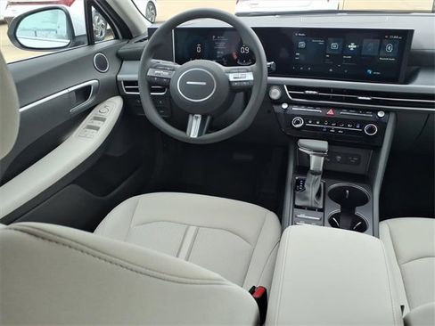 New 2026 Hyundai Sonata SE image 4